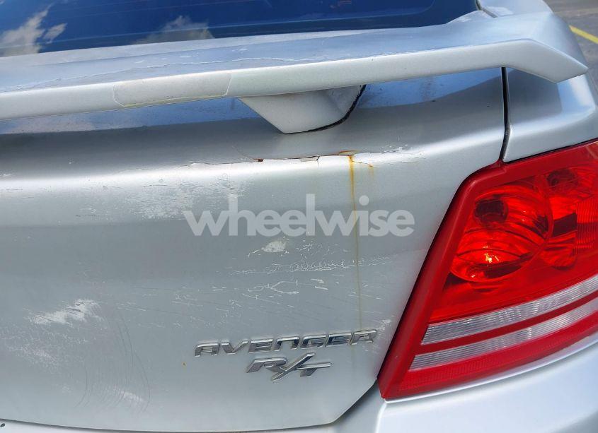 Photo 12 of 2010 Dodge Avenger R/T (VIN 1B3CC5FB6AN149240)