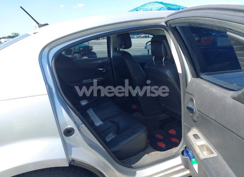 Photo 8 of 2010 Dodge Avenger R/T (VIN 1B3CC5FB6AN149240)