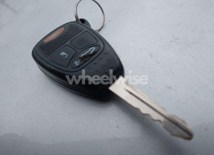 Photo 11 of 2010 Dodge Avenger R/T (VIN 1B3CC5FB8AN224438)