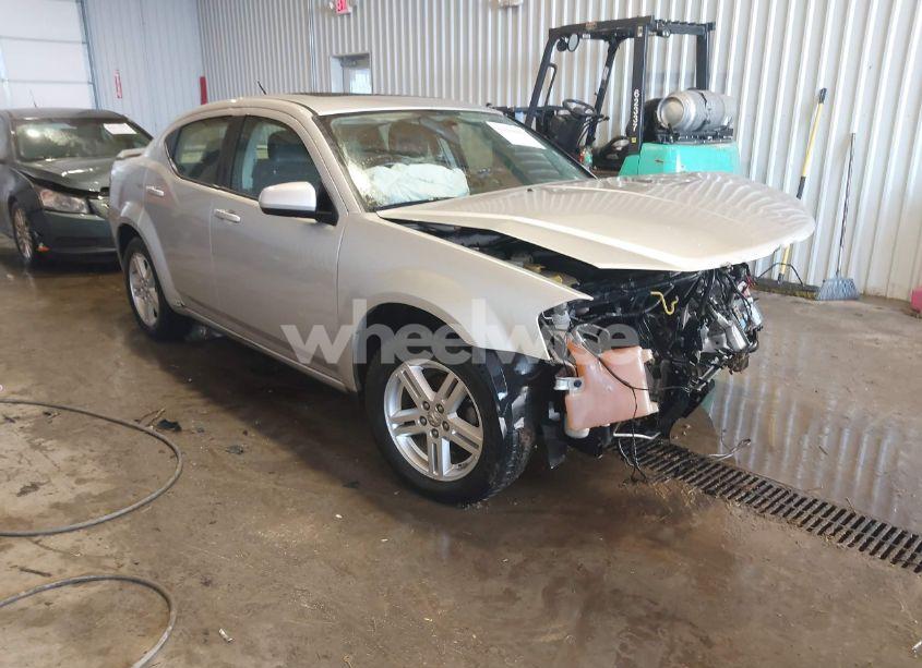 2010 Dodge Avenger R/T (VIN 1B3CC5FB8AN235892) main photo