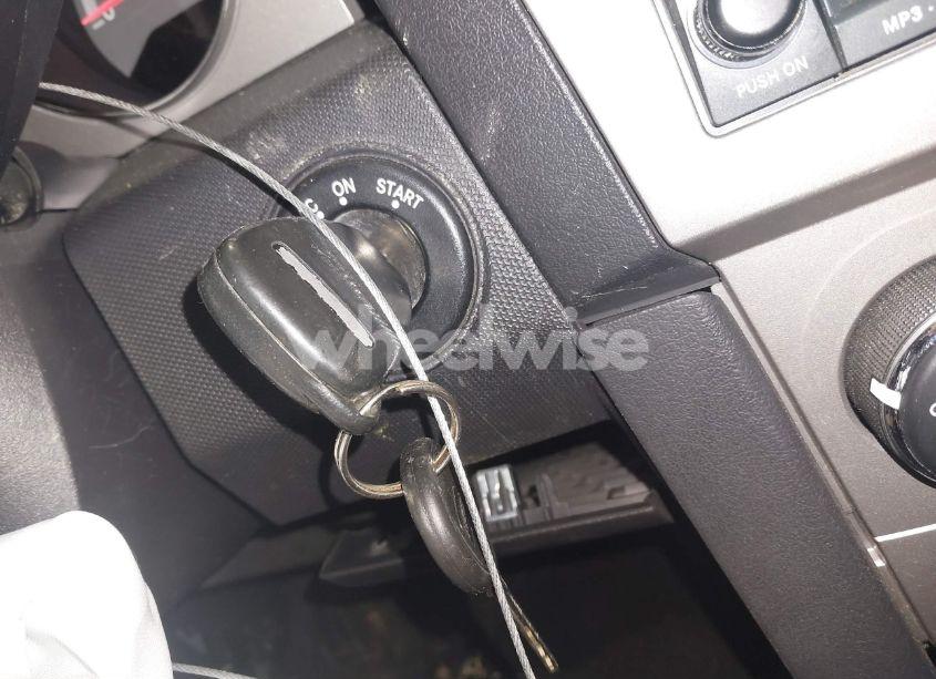 Photo 11 of 2010 Dodge Avenger R/T (VIN 1B3CC5FB8AN235892)