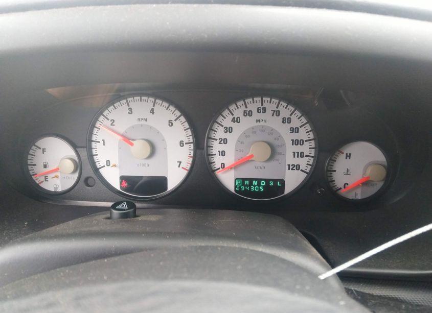 Photo 7 of 2005 Dodge Stratus SXT (VIN 1B3EL46X15N558718)