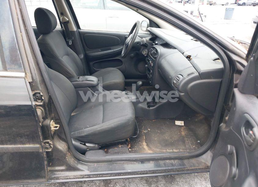 Photo 5 of 2005 Dodge Neon SE (VIN 1B3ES26C85D188331)