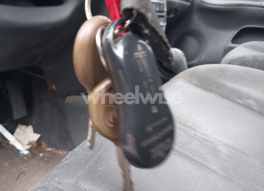 Photo 11 of 2005 Dodge Neon SXT (VIN 1B3ES56C15D181559)