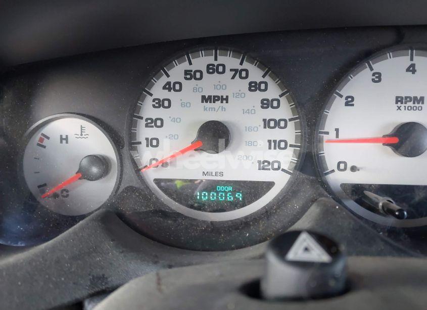 Photo 15 of 2005 Dodge Neon SXT (VIN 1B3ES56C15D282164)