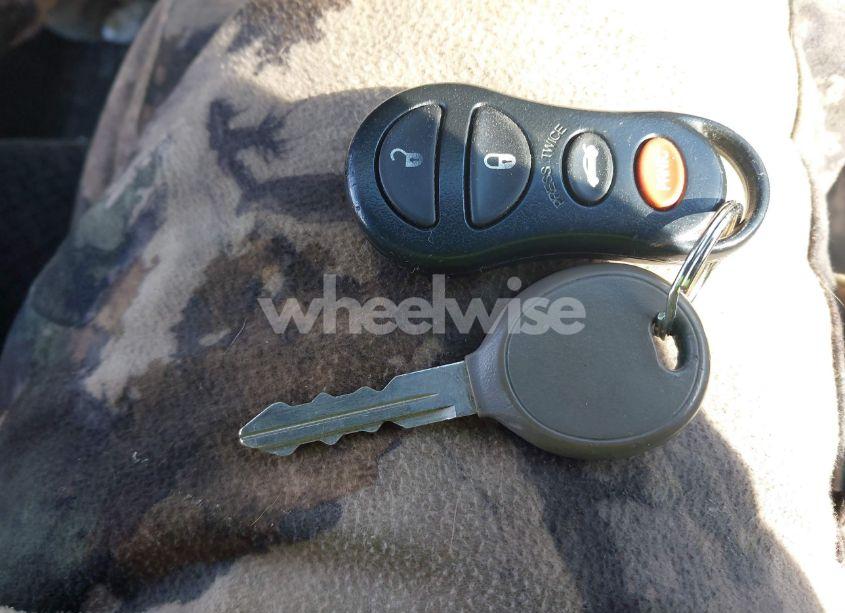 Photo 11 of 2002 Dodge Neon SXT (VIN 1B3ES56C52D603117)