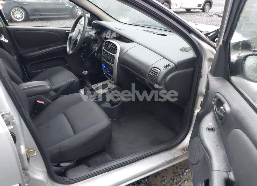 Photo 5 of 2005 Dodge Neon SXT (VIN 1B3ES56C55D289618)