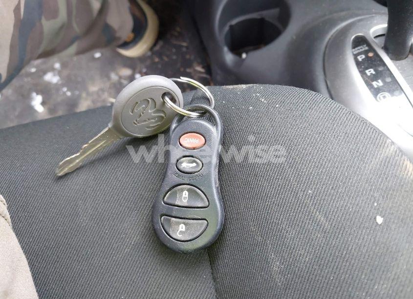 Photo 11 of 2005 Dodge Neon SXT (VIN 1B3ES56C75D217996)