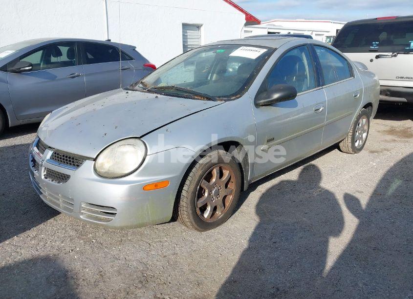Photo 2 of 2005 Dodge Neon SXT (VIN 1B3ES56CX5D142744)