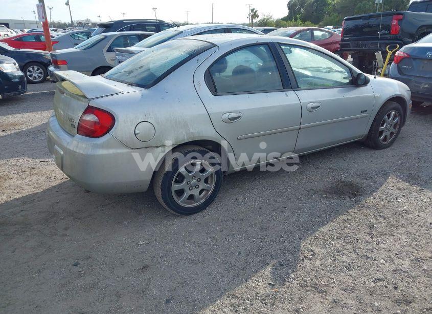 Photo 4 of 2005 Dodge Neon SXT (VIN 1B3ES56CX5D142744)