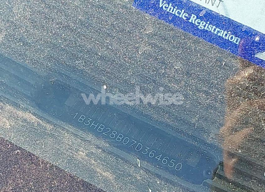 Photo 9 of 2007 Dodge Caliber (VIN 1B3HB28B07D364650)