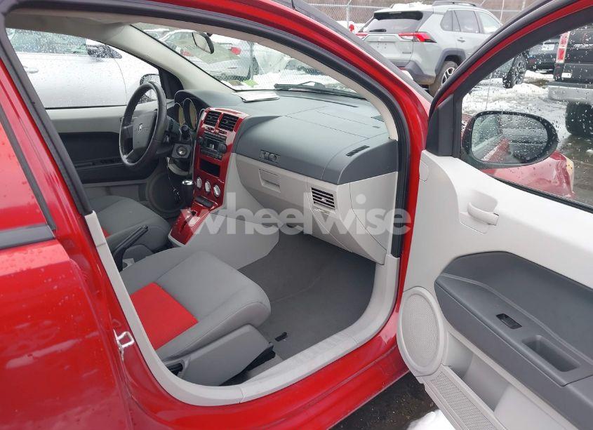 Photo 5 of 2007 Dodge Caliber SXT (VIN 1B3HB48B07D159700)