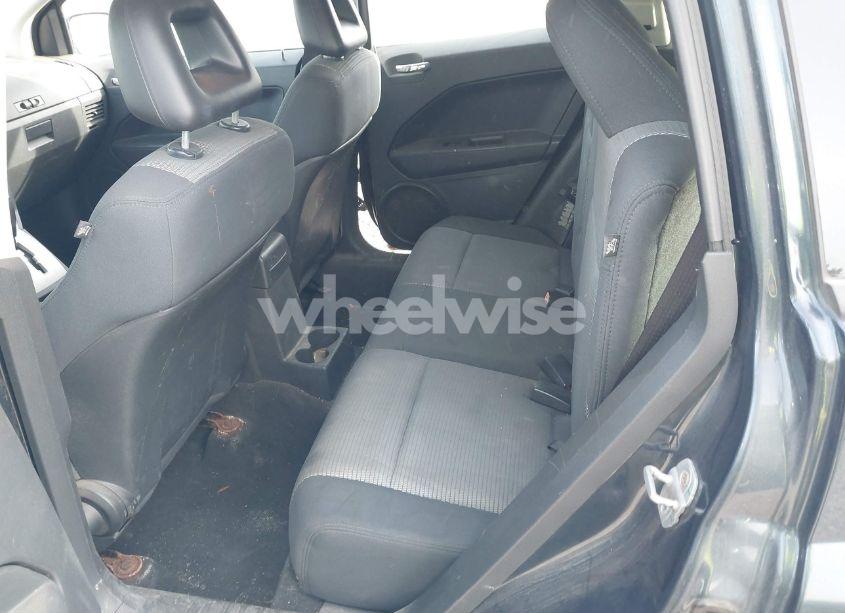 Photo 8 of 2008 Dodge Caliber SXT (VIN 1B3HB48B18D545043)