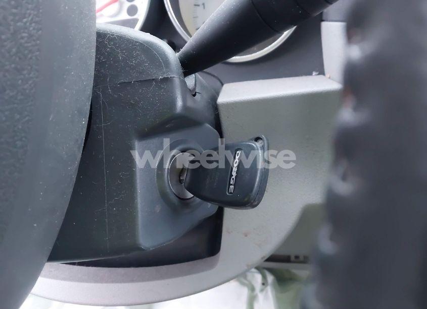 Photo 11 of 2007 Dodge Caliber SXT (VIN 1B3HB48B37D106330)