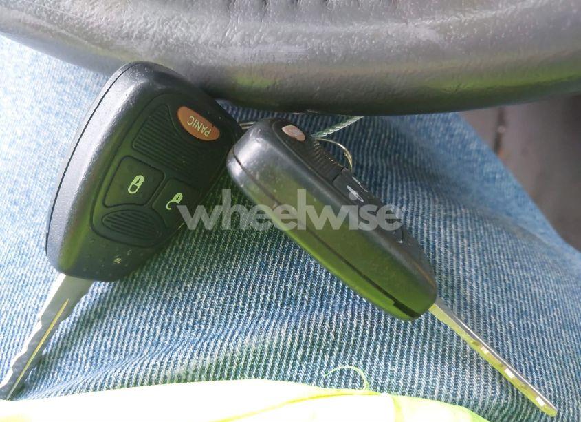 Photo 11 of 2007 Dodge Caliber SXT (VIN 1B3HB48B67D558952)