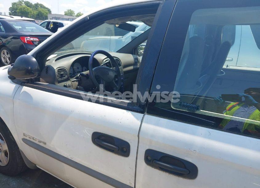 Photo 6 of 2001 Dodge Grand CARAVAN SE (VIN 1B4GP243X1B252190)