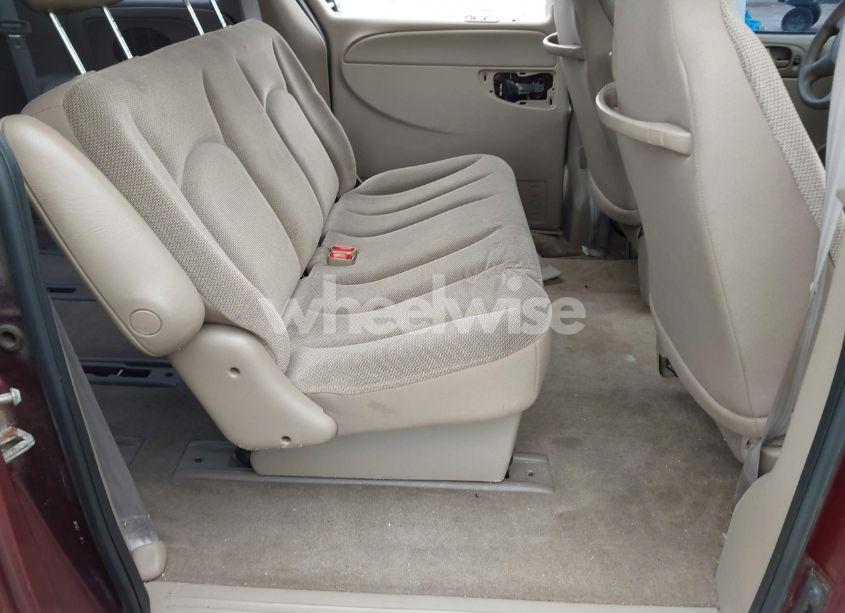 Photo 8 of 2002 Dodge Caravan SE (VIN 1B4GP25302B643235)