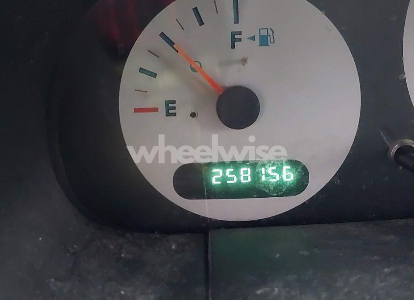 Photo 15 of 2002 Dodge Caravan SE (VIN 1B4GP25342B589678)