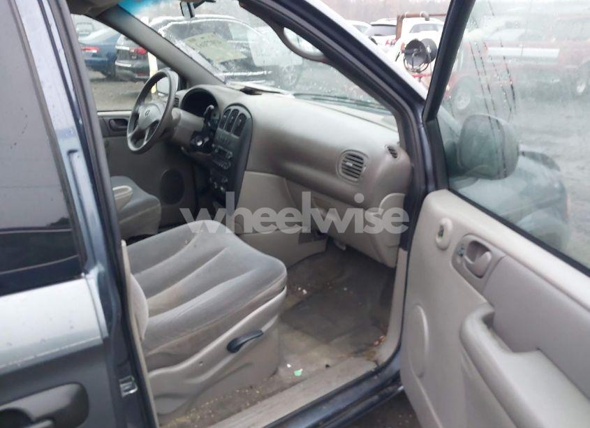 Photo 5 of 2002 Dodge Caravan SE (VIN 1B4GP25342B589678)