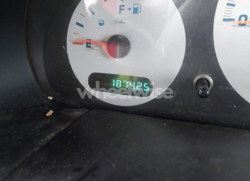 Photo 14 of 2002 Dodge Caravan SE (VIN 1B4GP25B62B579323)