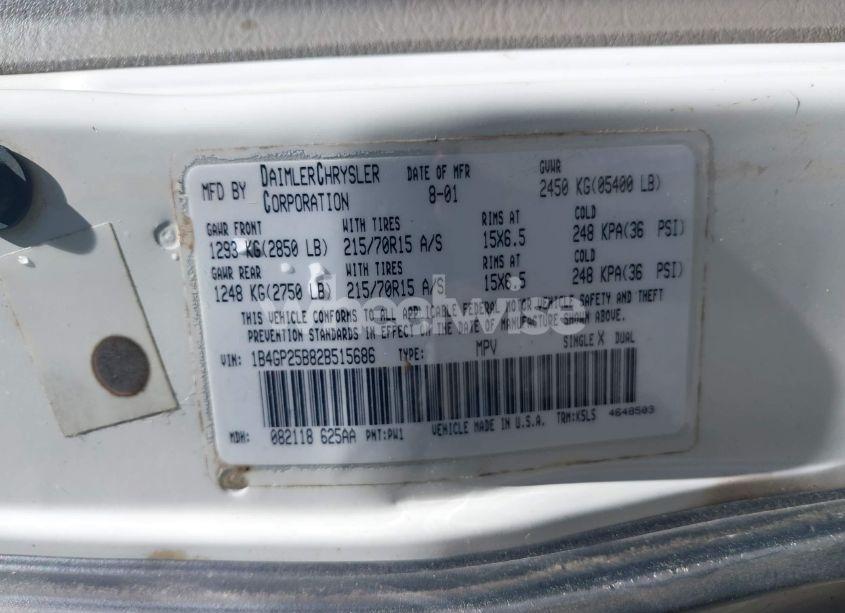 Photo 9 of 2002 Dodge Caravan SE (VIN 1B4GP25B82B515686)