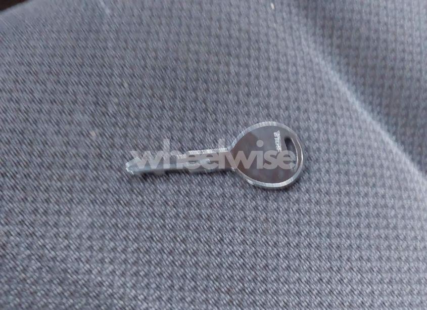 Photo 11 of 2002 Dodge Caravan SE (VIN 1B4GP25BX2B672202)