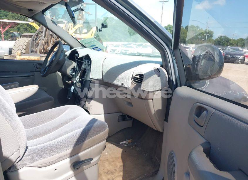 Photo 5 of 2002 Dodge Caravan SE (VIN 1B4GP25BX2B672202)