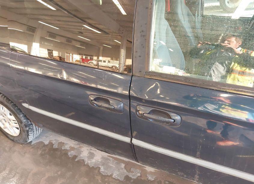 Photo 6 of 2002 Dodge Grand CARAVAN EL (VIN 1B4GP34352B586375)