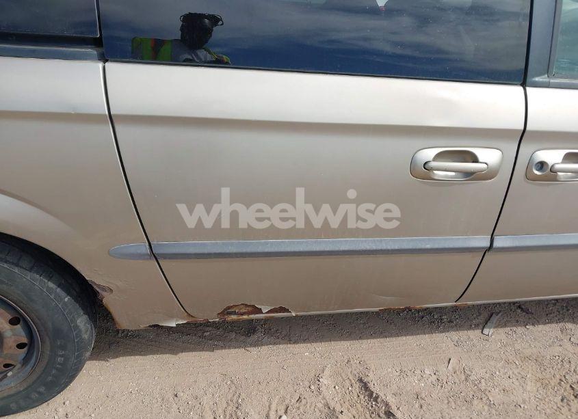 Photo 13 of 2002 Dodge Grand CARAVAN SPORT (VIN 1B4GP44312B549653)