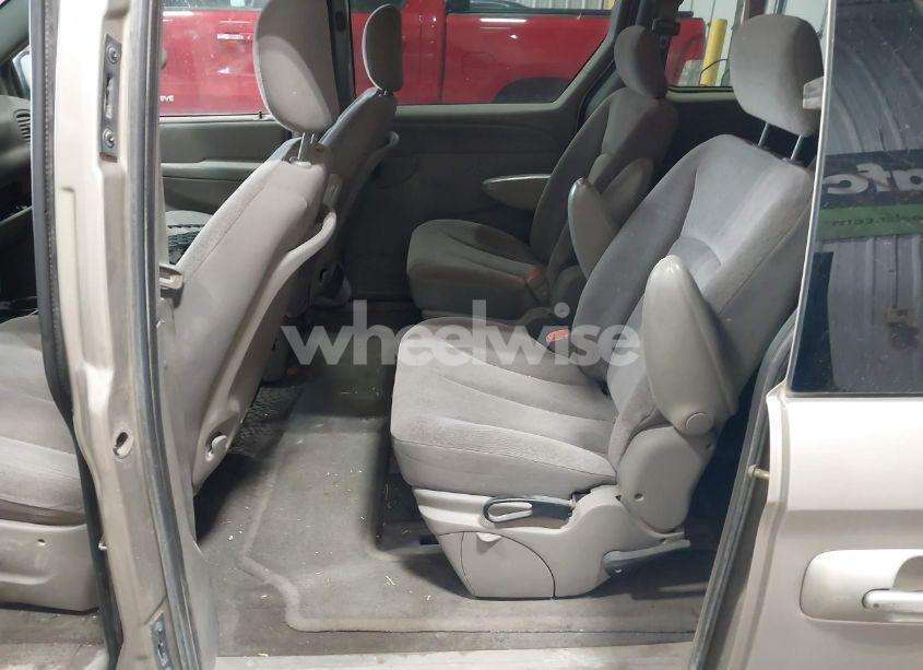 Photo 8 of 2002 Dodge Grand CARAVAN SPORT (VIN 1B4GP44382B697217)