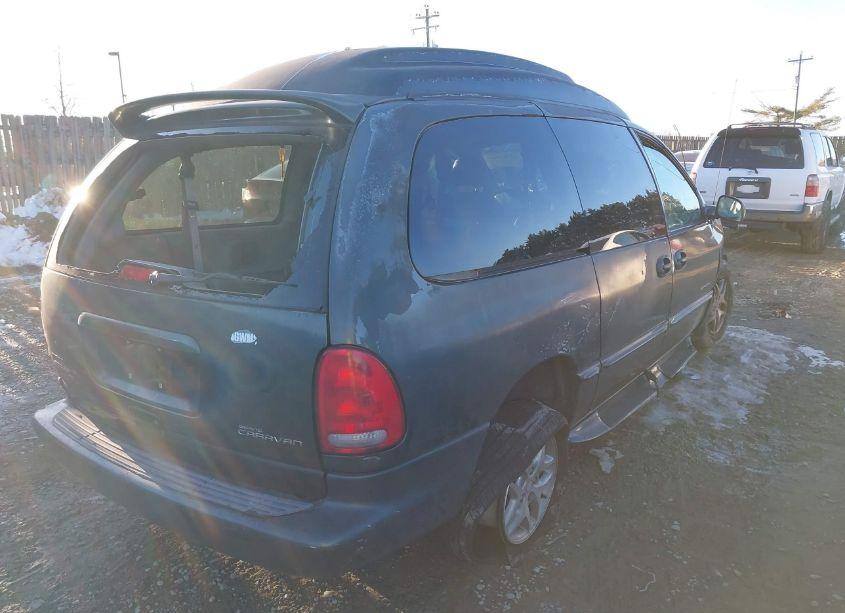 Photo 4 of 2000 Dodge Grand CARAVAN SE (VIN 1B4GP44G8YB571029)