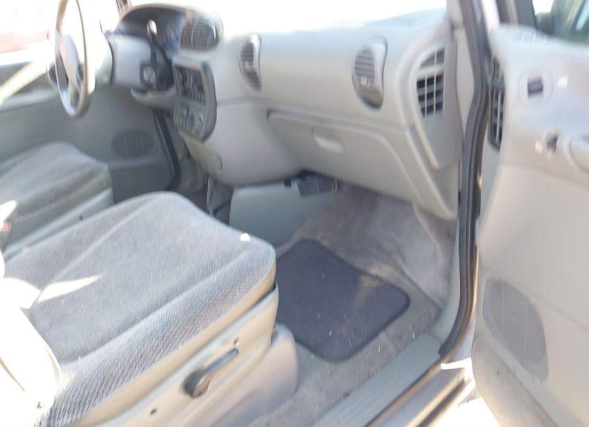 Photo 5 of 1997 Dodge Grand CARAVAN SE (VIN 1B4GP44R7VB409633)