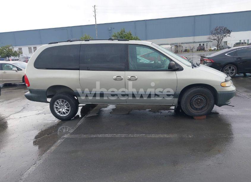 Photo 13 of 2000 Dodge Grand CARAVAN SE (VIN 1B4GP44R8YB774357)