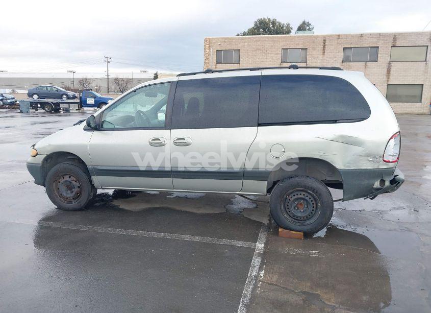 Photo 14 of 2000 Dodge Grand CARAVAN SE (VIN 1B4GP44R8YB774357)