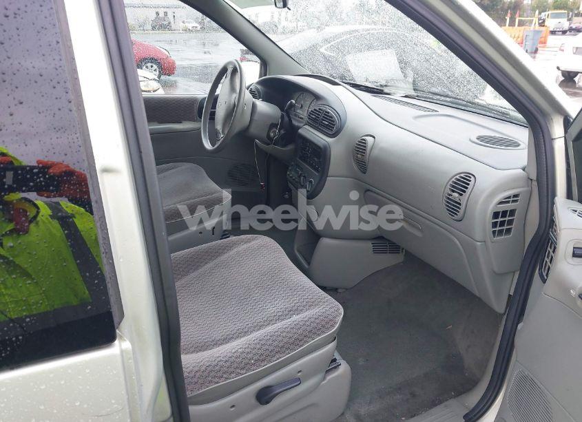 Photo 5 of 2000 Dodge Grand CARAVAN SE (VIN 1B4GP44R8YB774357)