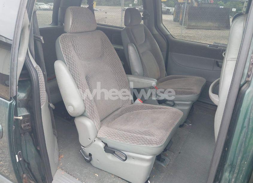 Photo 8 of 1999 Dodge Grand CARAVAN SE (VIN 1B4GT44L0XB575261)