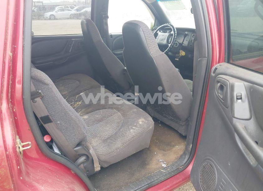 Photo 8 of 2000 Dodge Durango (VIN 1B4HR28Y1YF203306)