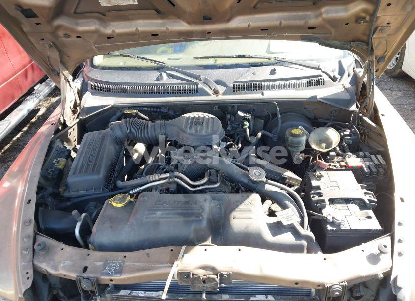 Photo 10 of 2000 Dodge Durango (VIN 1B4HR28Y4YF167093)