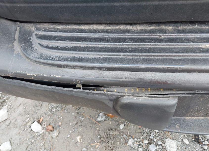 Photo 13 of 2000 Dodge Durango (VIN 1B4HR28Y8YF145470)