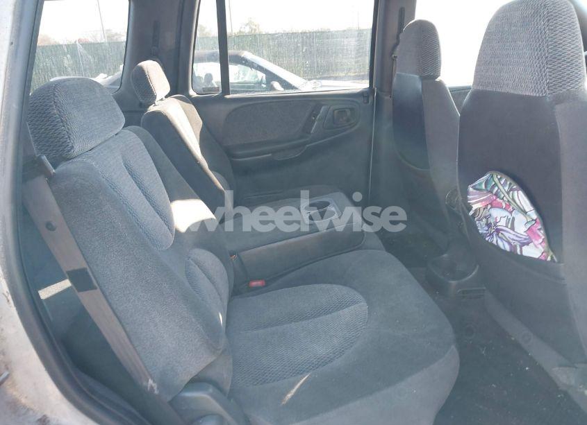 Photo 8 of 2000 Dodge Durango (VIN 1B4HR28Z8YF225859)