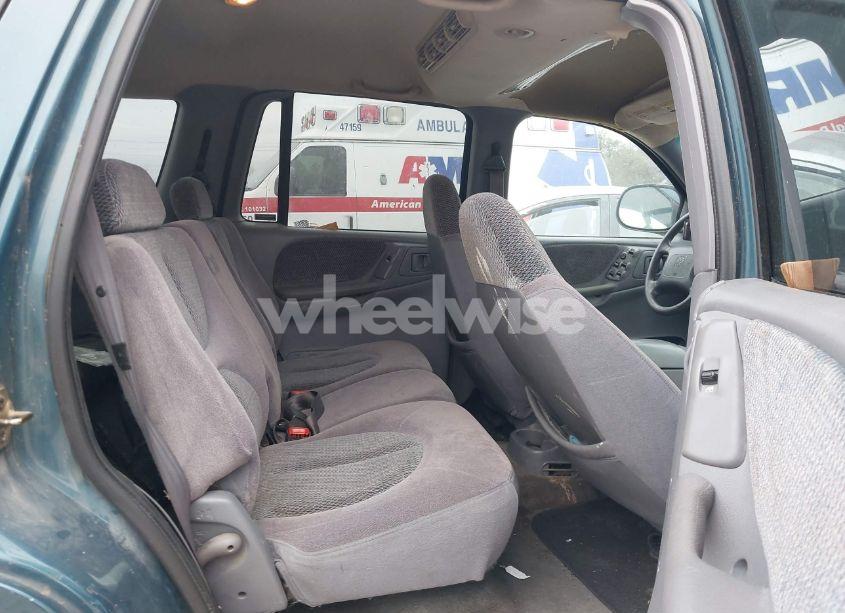 Photo 8 of 2000 Dodge Durango (VIN 1B4HR28ZXYF234188)