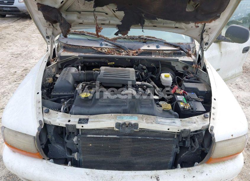 Photo 10 of 2000 Dodge Durango (VIN 1B4HS28N2YF141487)