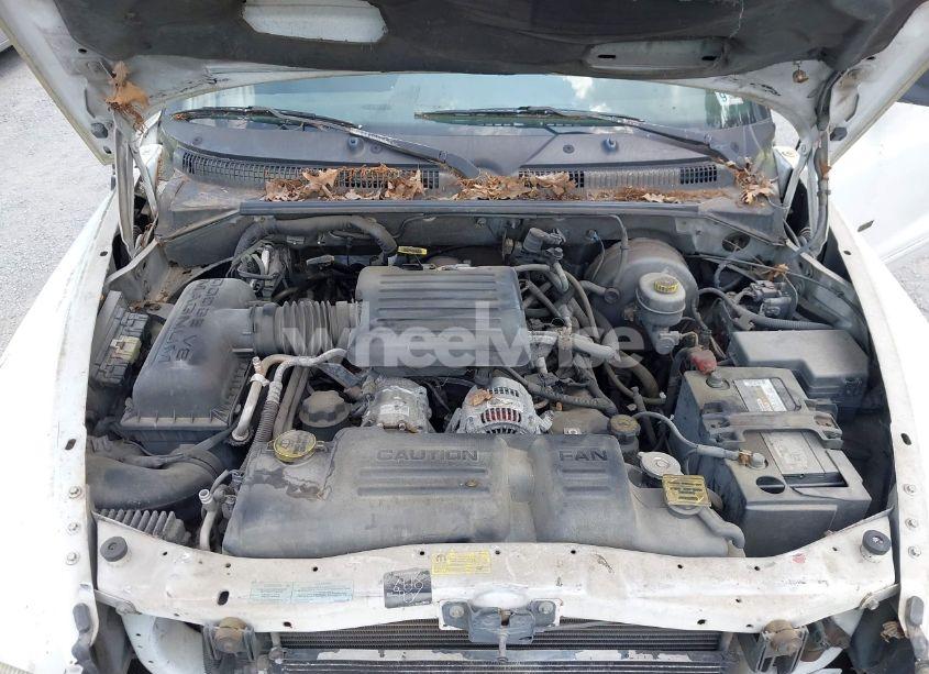 Photo 10 of 2000 Dodge Durango (VIN 1B4HS28N6YF200766)