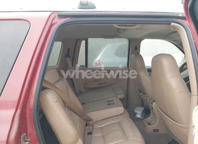 Photo 8 of 2000 Dodge Durango (VIN 1B4HS28N6YF243939)