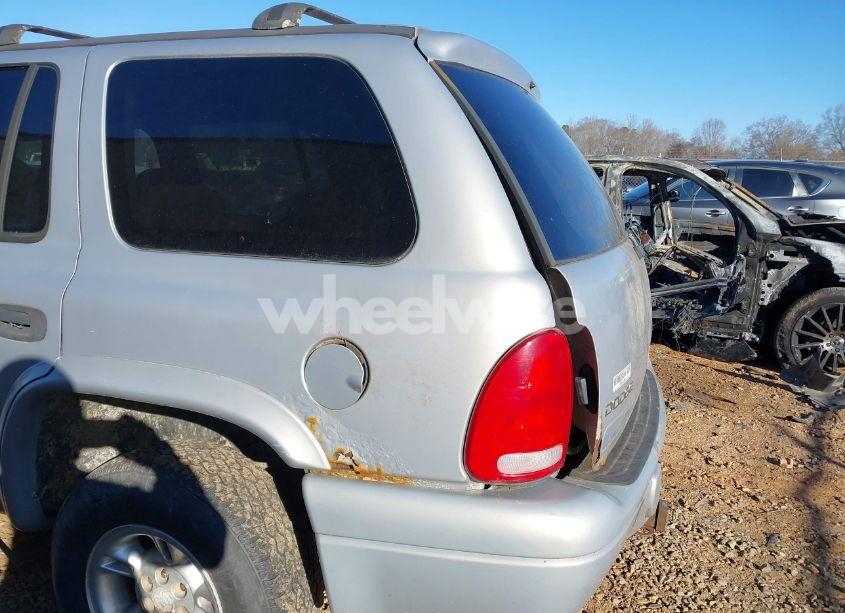 Photo 16 of 2000 Dodge Durango (VIN 1B4HS28N7YF138195)