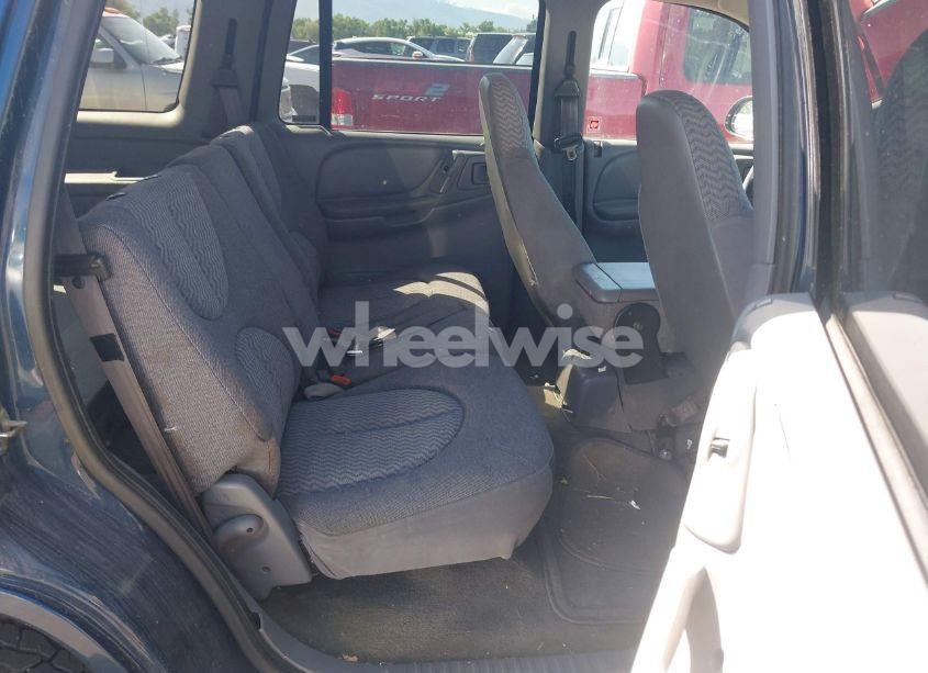 Photo 8 of 2000 Dodge Durango (VIN 1B4HS28N7YF254335)