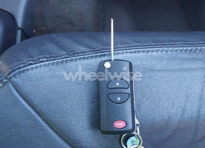 Photo 11 of 2000 Dodge Durango (VIN 1B4HS28N9YF250383)