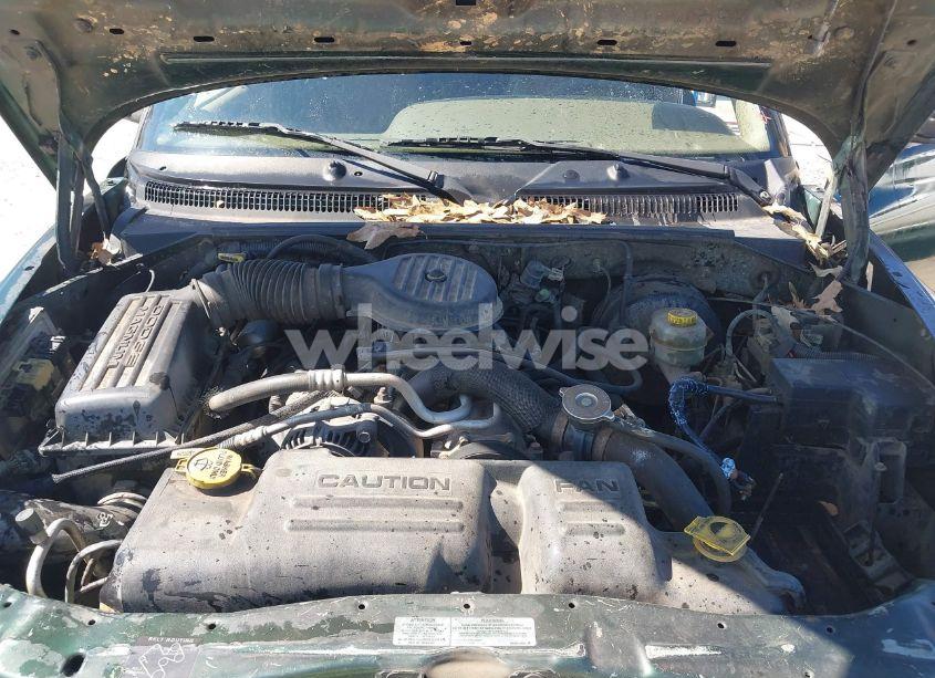 Photo 10 of 2000 Dodge Durango (VIN 1B4HS28Z0YF170313)