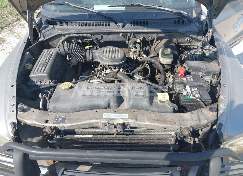 Photo 10 of 2000 Dodge Durango (VIN 1B4HS28Z1YF289777)