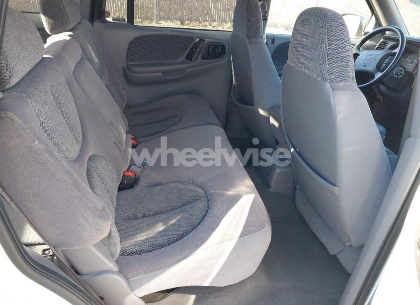 Photo 8 of 1999 Dodge Durango N/A (VIN 1B4HS28Z6XF649205)